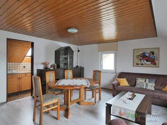 Blick ins Wohnzimmer