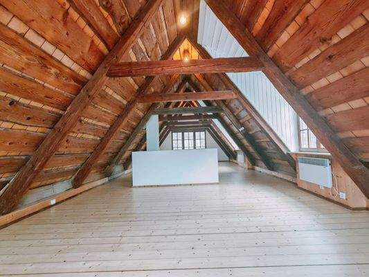 Master-Schlafzimmer DG