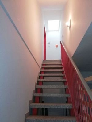 Treppenaufgang zum Büro
