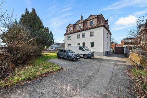 Einfahrt | Stellplätze