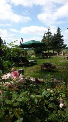 hofseitiges Gartenidyll 4320.jpg