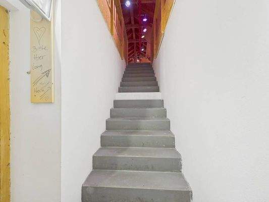 Treppe nach DG