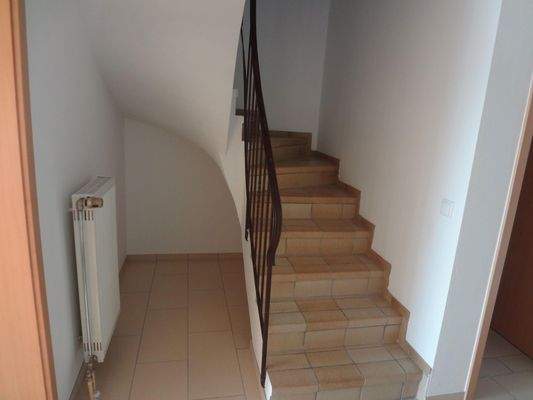 Treppenaufgang zum EG