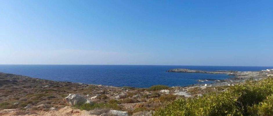 Kreta, Stavros: Eckgrundstück mit Meerblick zu verkaufen