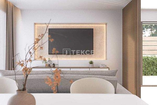 Villas with Pool and Custom Interiors in Pilar de la Horadada