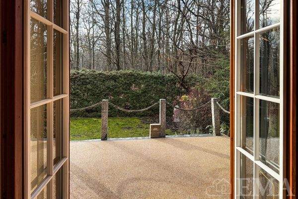 ... mit Zugang zur Terrasse