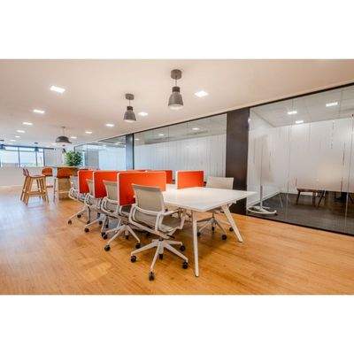 fixed Desk / fest reservierter Platz