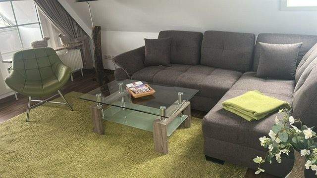 Wohnzimmer neues Sofa.jpg