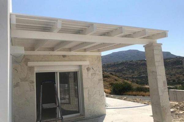 MIT VIDEO! Kreta, Makry Gialos: Neubau - Bungalow mit Pool und Meerblick zu verkaufen