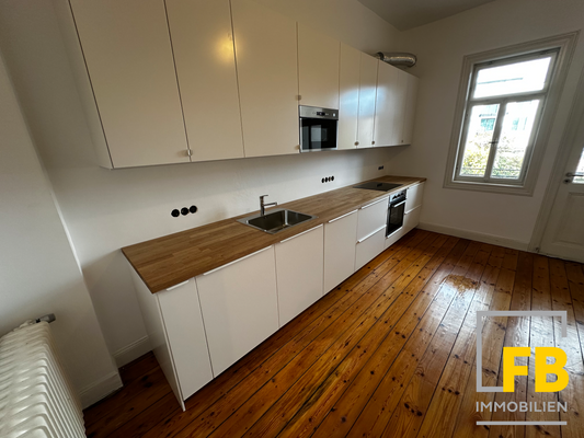 Ein weiterer Blick auf die Küche