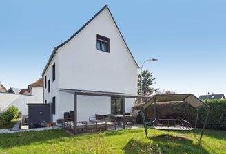 37005_003_Gartenansicht