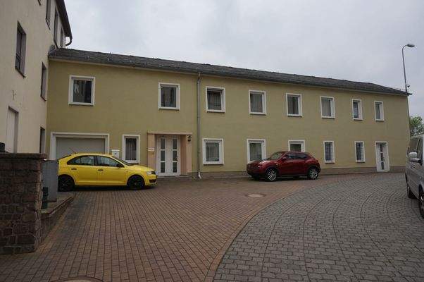 Büro-/Praxis-Gebäude