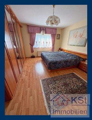 Großes Elternschlafzimmer