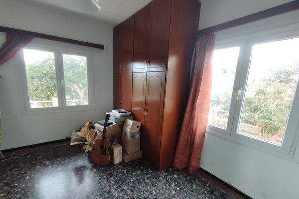 Kreta, Vamvakopoulo: Charmantes Haus in ruhiger Lage nahe der Stadt zu verkaufen