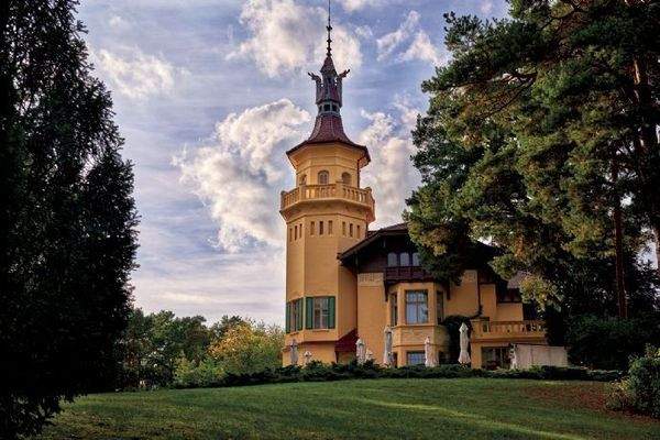 Schloss Hubertushöhe