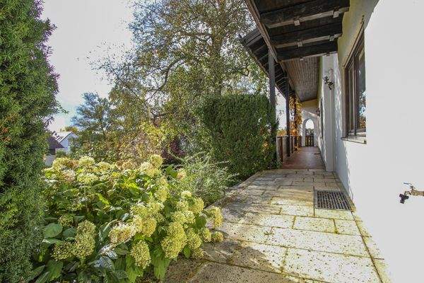 Überdachter Laufgang