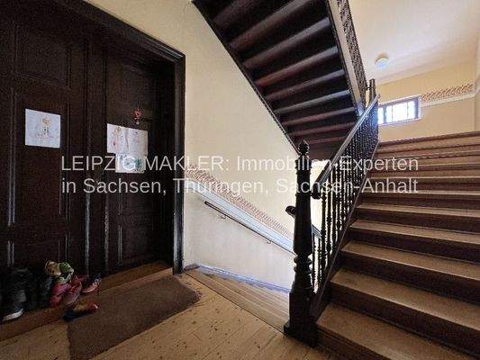 Wohnungseingangstür (untere Ebene)