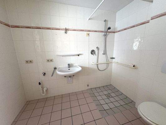 Bad mit Waschmaschinenanschluss