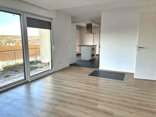 Blick vom Wohnzimmer Richtung Küche