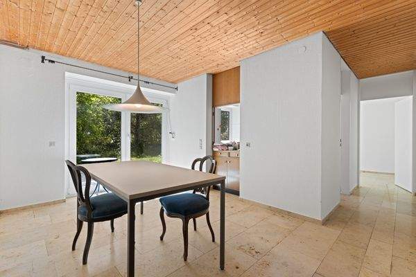 Küche und Essbereich