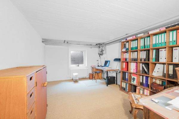 Büro Untergeschoss