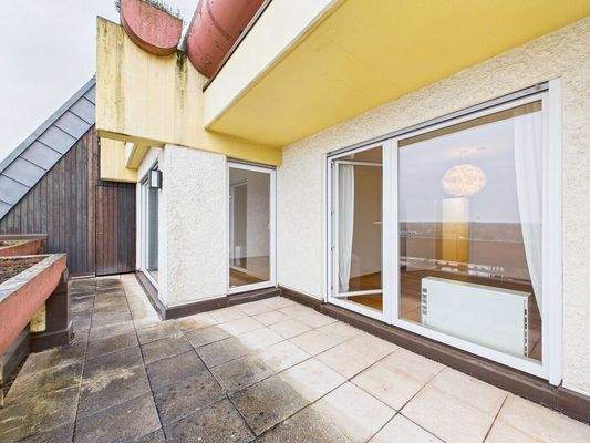 Gepflegte Wohnung mit 2 Balkone in Wallerfangen