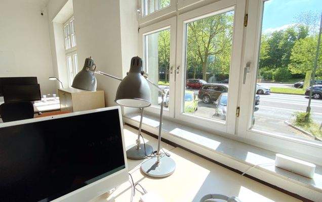 Separater großer Büroraum