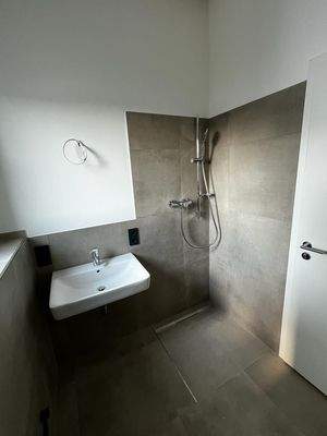 Bad OG Wanne u. Dusche