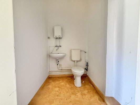 Toilette Einliegerwohnung