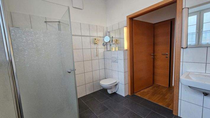 20251216_094130_resized