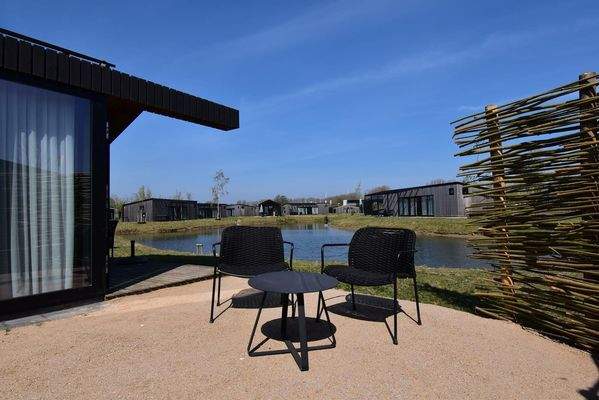 Ferienhaus-zu-verkaufen-Lakeside-Resort-Brielle06