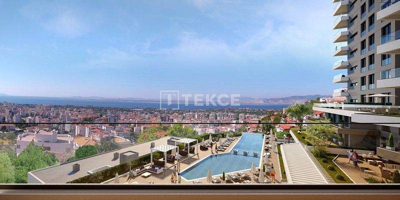 Sea-View Apartments in a Complex with Pools in İzmir Turkey