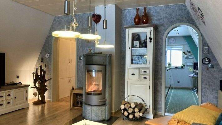 Wohnzimmer mit Kamin