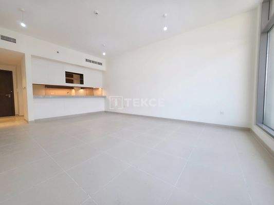 Ready-to-Move Luxury Apartment Near Park in Dubai Hills Estate