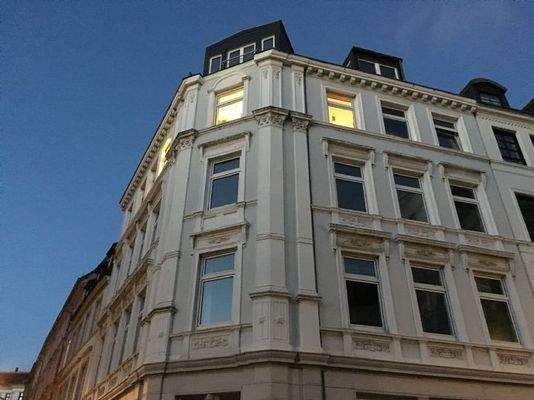 ...in schönem Altbau...