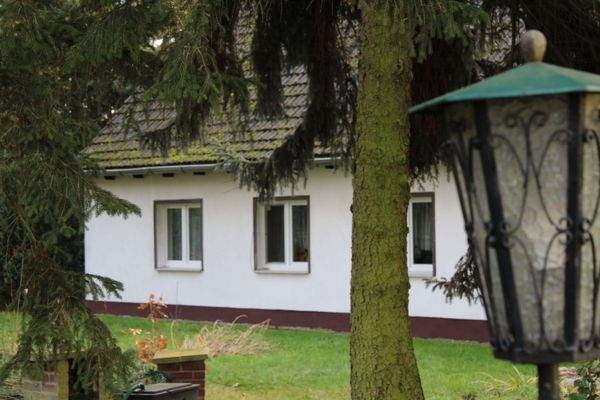 Ansicht von der Straße.JPG