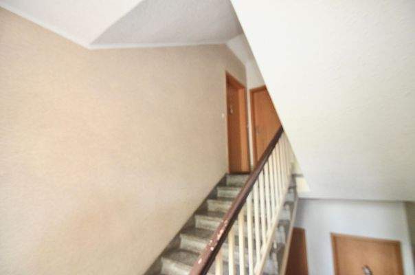 Ruhiges, freundliches Treppenhaus