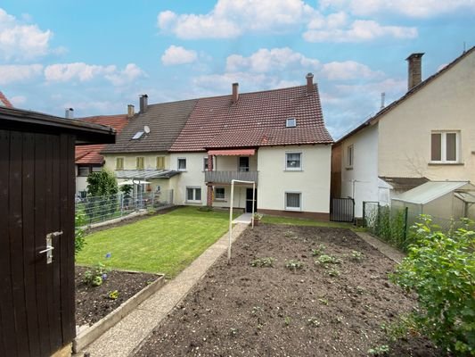 Rückseite und Garten