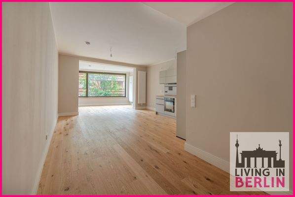 Blick in Wohn- und Küchenbereich