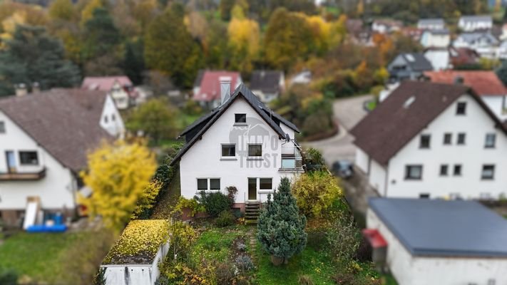 Rückansicht mit Gartenbereich