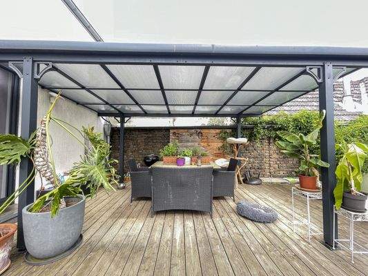 1-3 OG Terrasse Wohnbeispiel.jpg