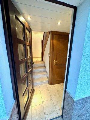 AK2 Eingangsbereich Haus.jpeg