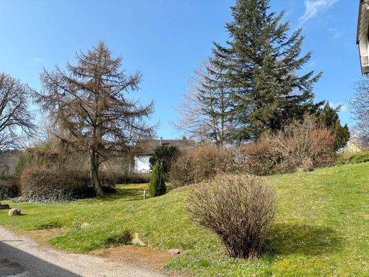 parkähnliches Grundstück