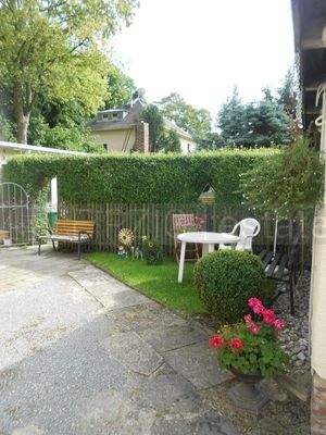 idyllischer Gartenzugang