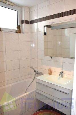 Festwohnung Badezimmer Bild 1