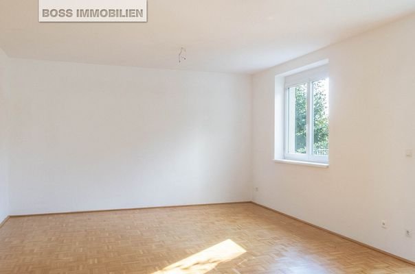 13 Wohnraum OG