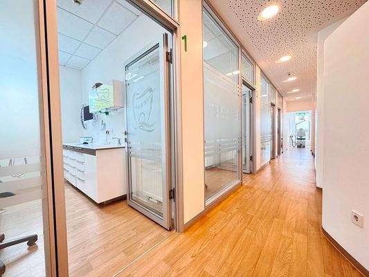 Zugang Behandlungsräume