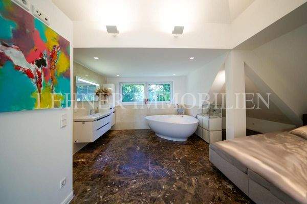 Lehner Immobilien  83