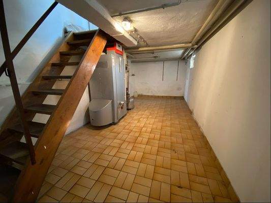 Treppenzugang ins UG