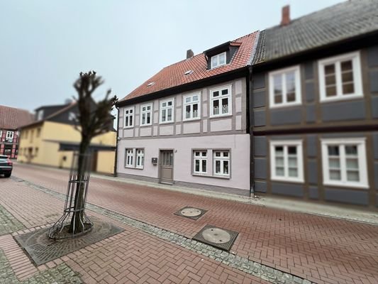 Straßenansicht 